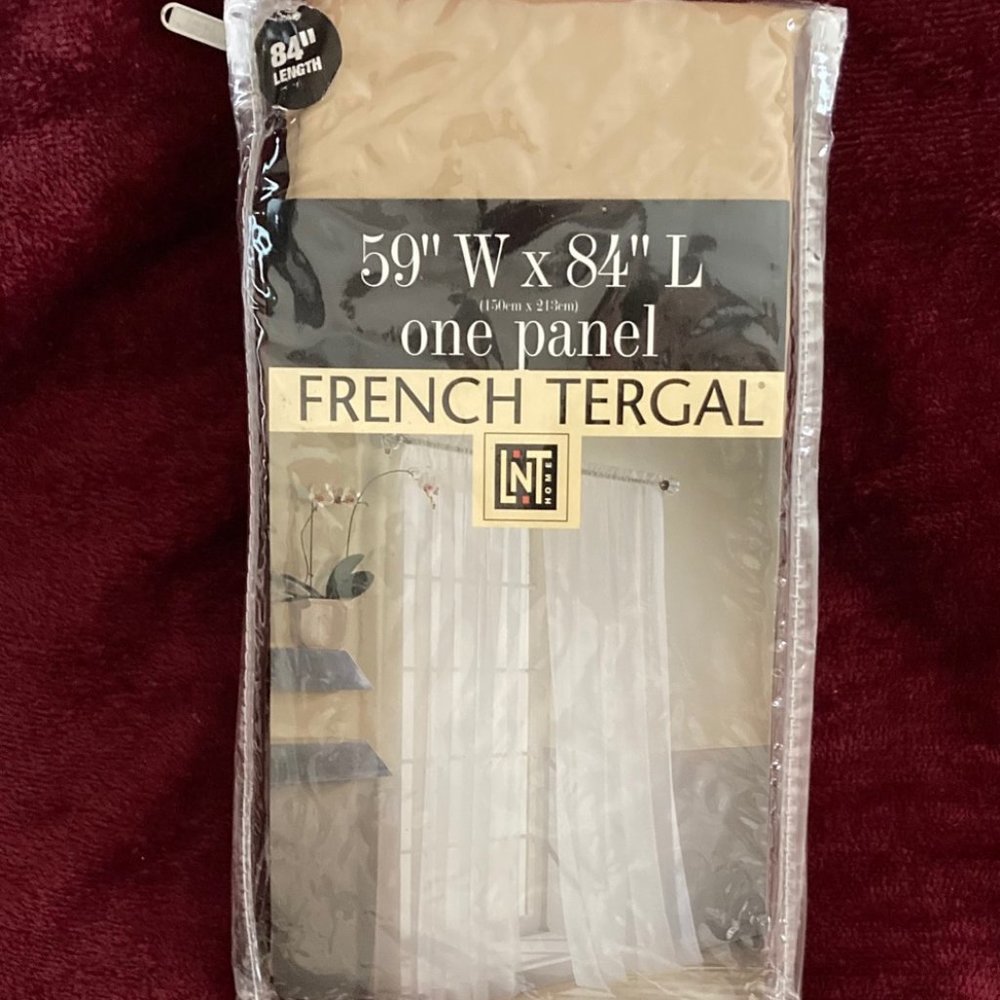 Linens-N-Things Panel Scarf